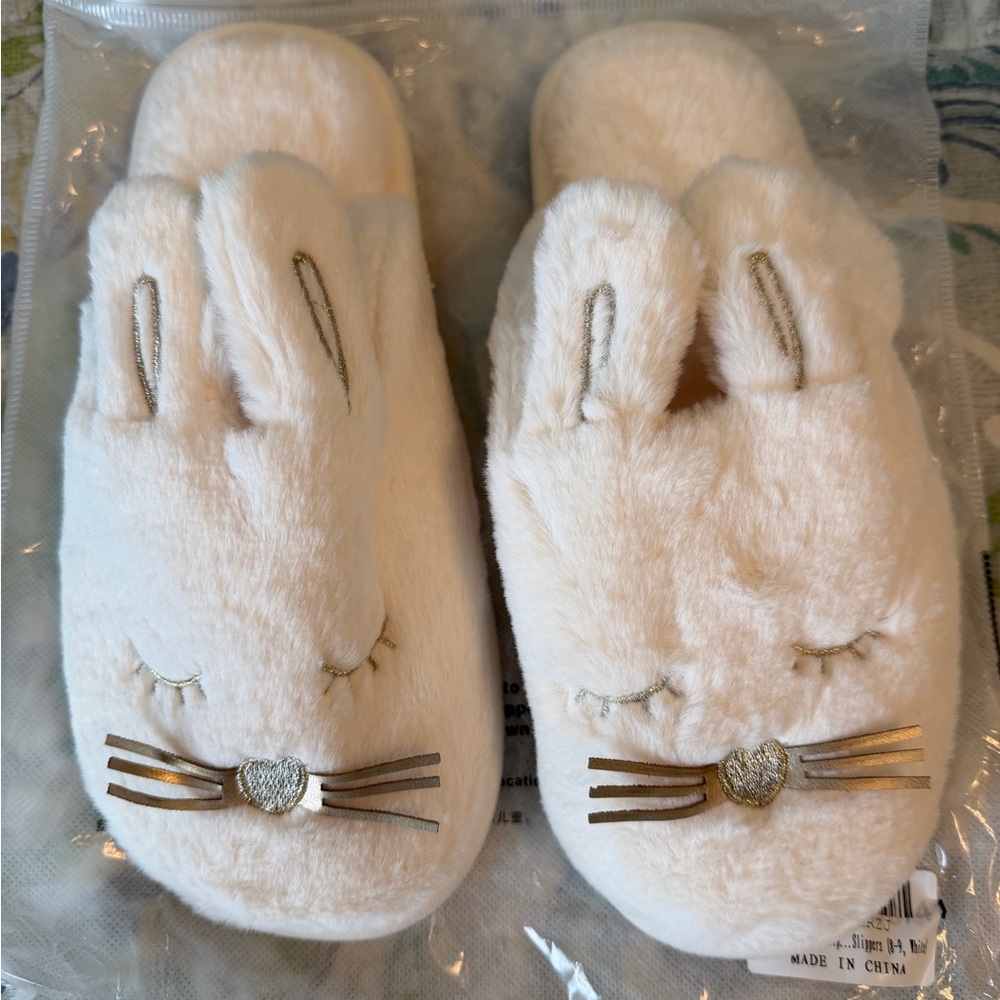 Cute Bunny Slippers Brand New